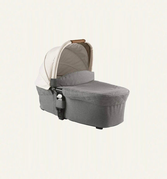Rent the Nuna Mixx Bassinet from just £19 per month on Baboodle